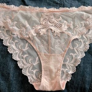 Lise Charmel underwear